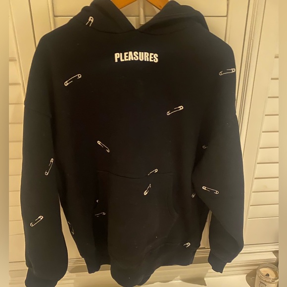 pleasures hoodie - Picture 2 of 2